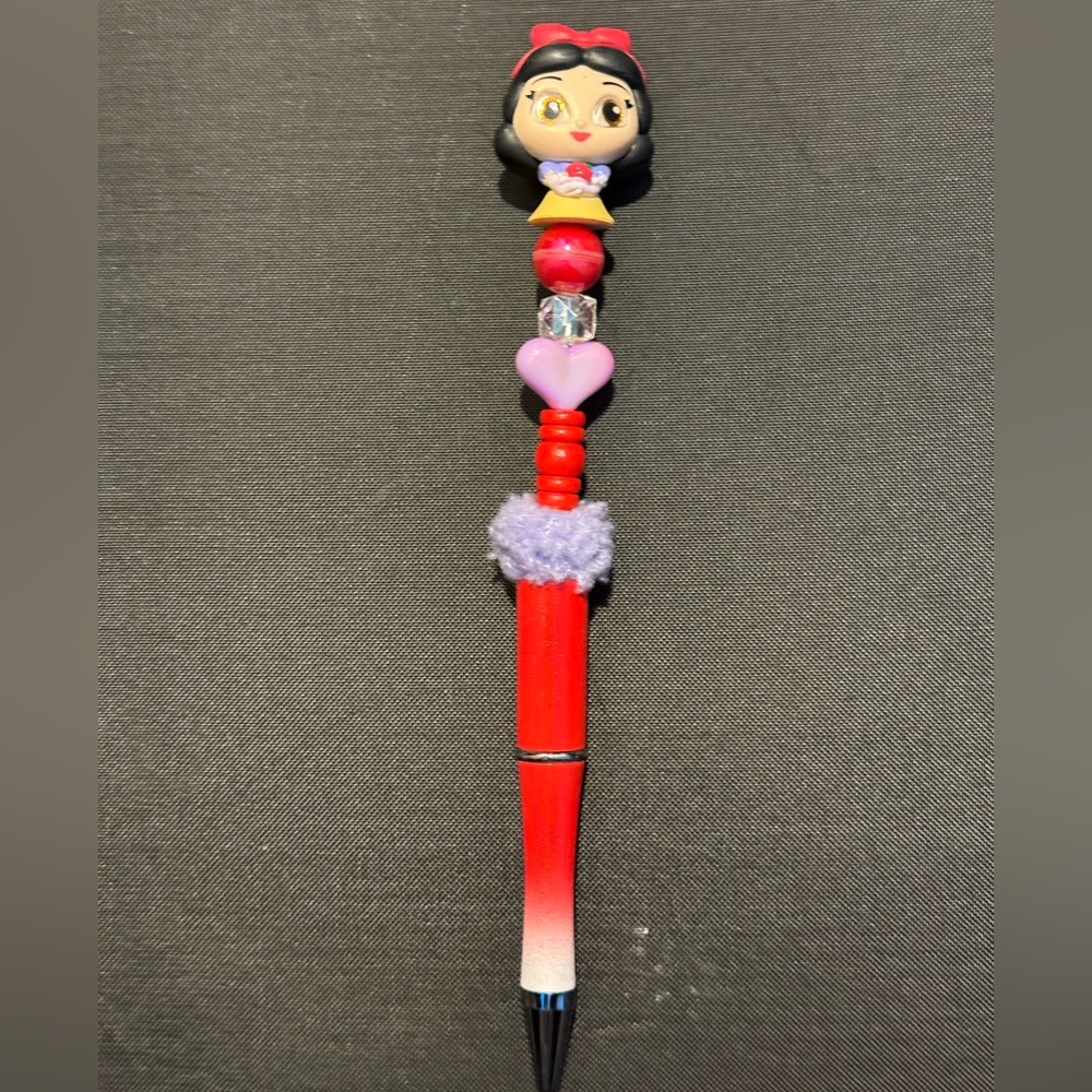 🏰 Disney Doorable Handmade Snow White Pen✍️